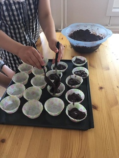 Suklaamuffinssit valmistumassa :).